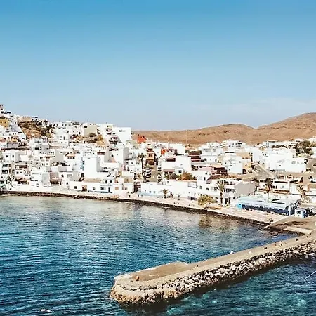 Playitas Salema Apartman *