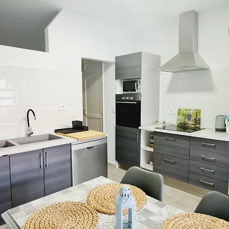 Playitas Salema شقة